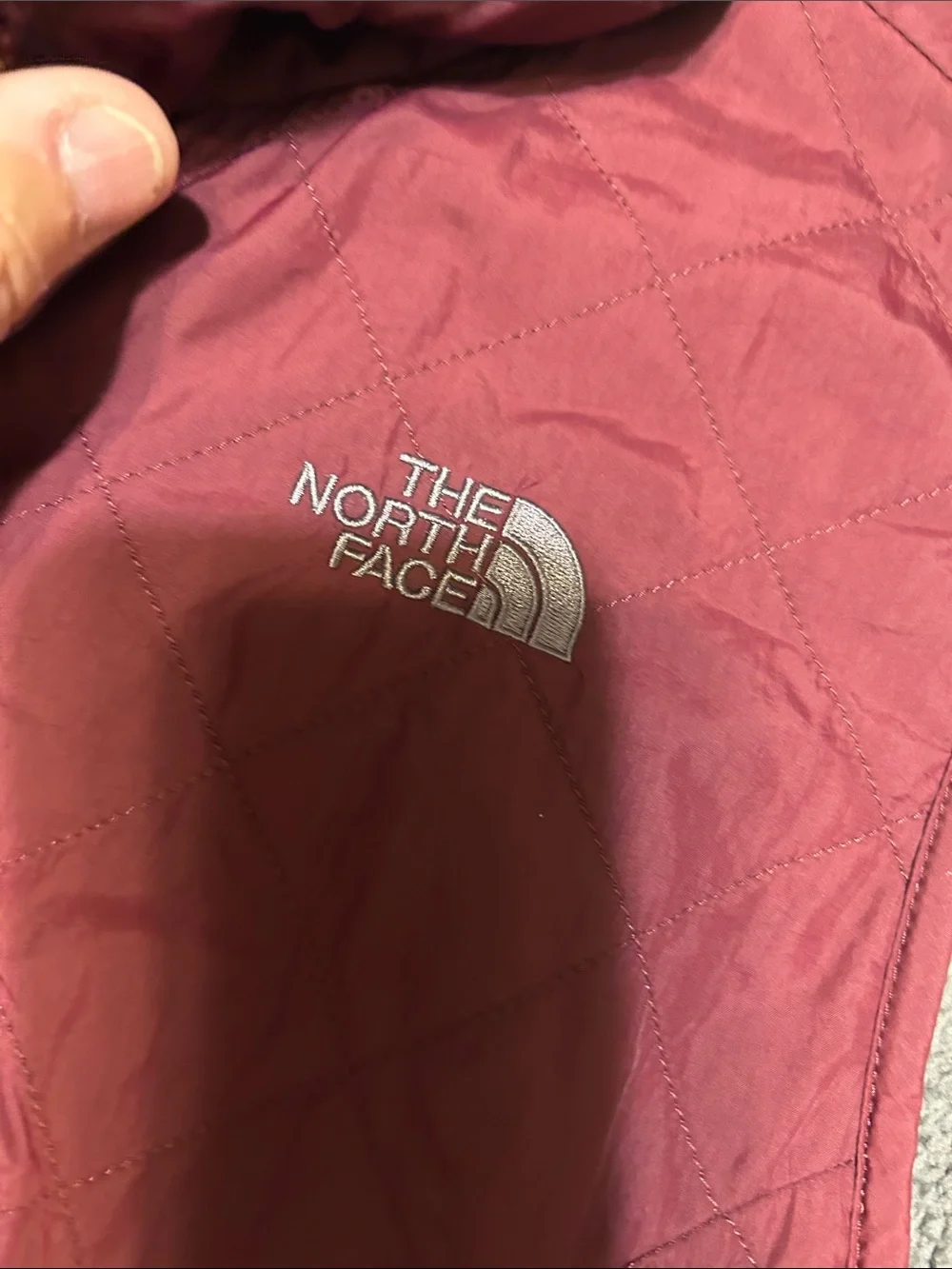 The North Face Women's Wine Quilted Fleece-Lined Vest